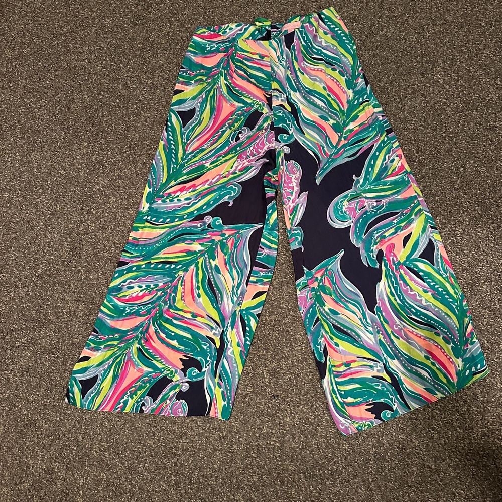 Lilly Pulitzer Wide-Leg Patterned Pants in Multicolor classic print. Size 2.
